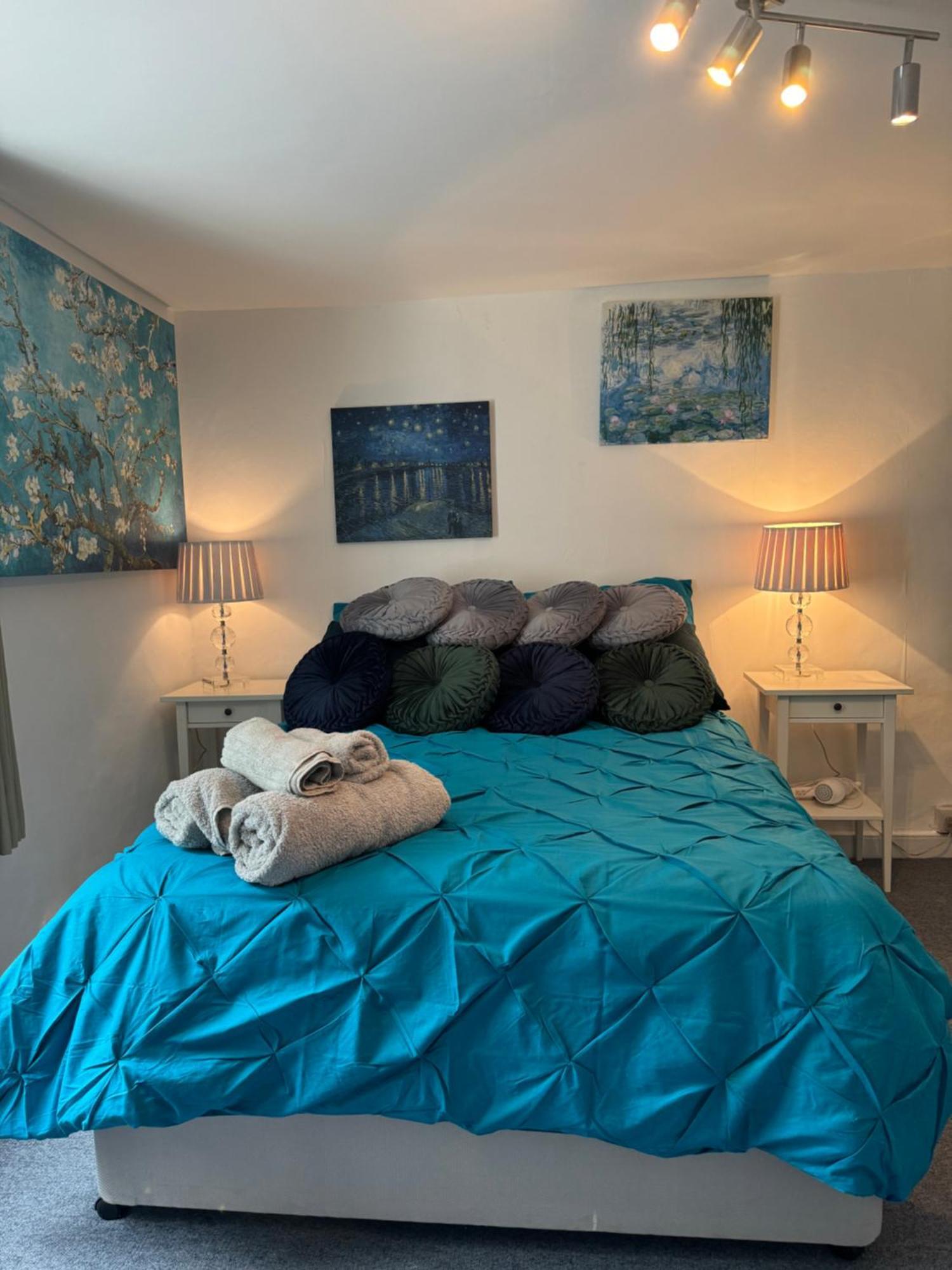 Beautiful Townhouse Next To Royal Victoria Park And Botanical Gardens Within Easy Walking Distance To Bath City Centre المظهر الخارجي الصورة