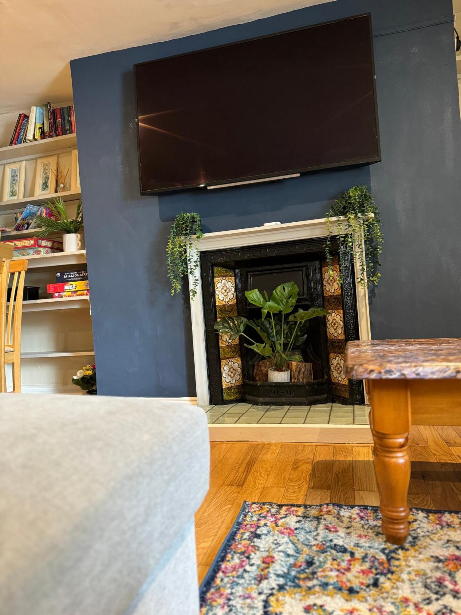 Beautiful Townhouse Next To Royal Victoria Park And Botanical Gardens Within Easy Walking Distance To Bath City Centre المظهر الخارجي الصورة