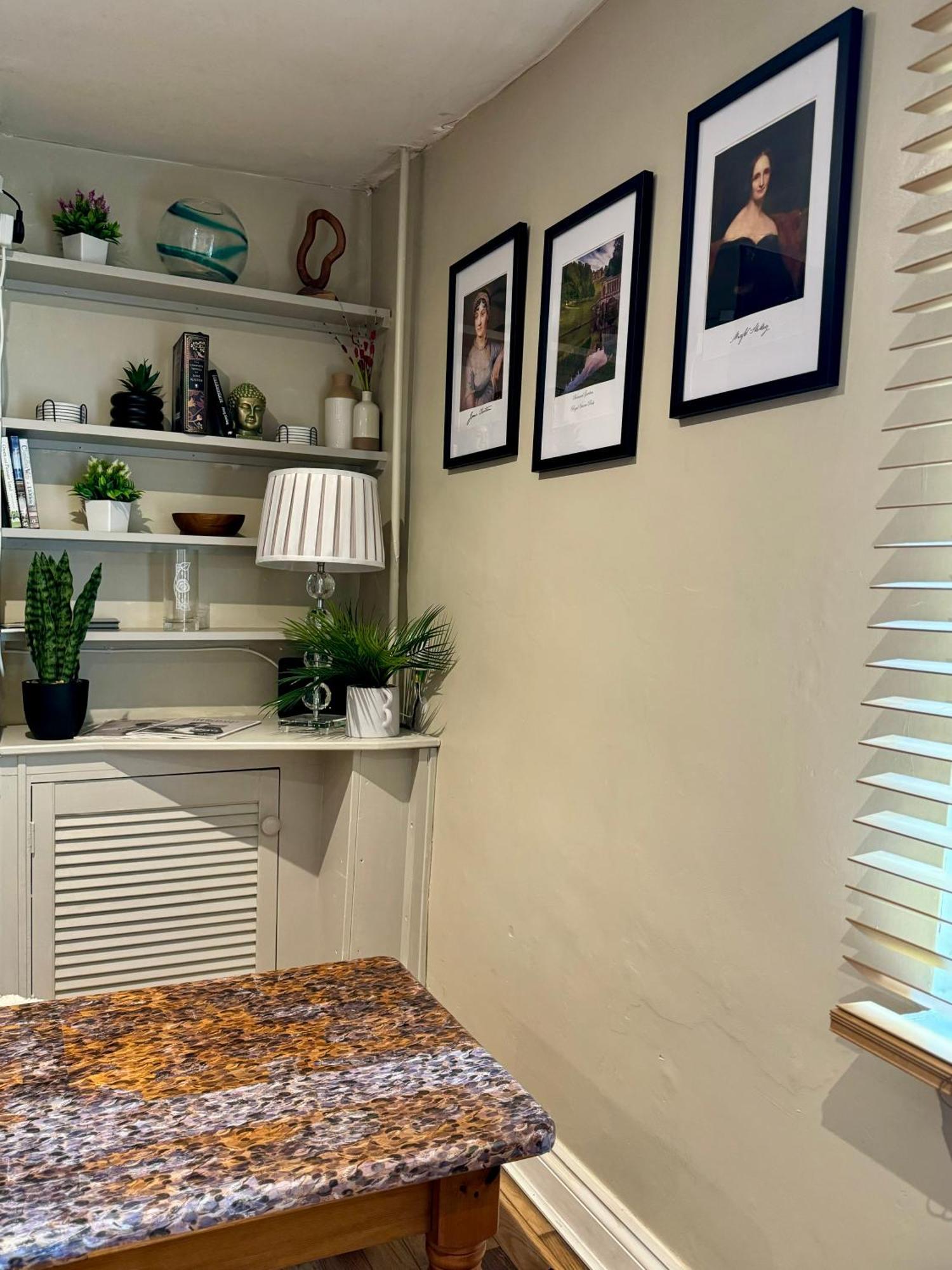 Beautiful Townhouse Next To Royal Victoria Park And Botanical Gardens Within Easy Walking Distance To Bath City Centre المظهر الخارجي الصورة