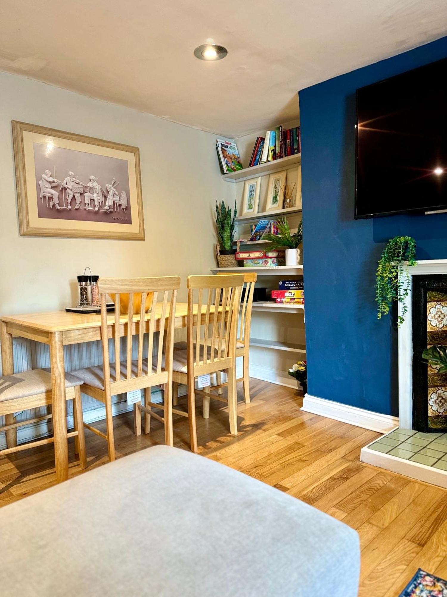 Beautiful Townhouse Next To Royal Victoria Park And Botanical Gardens Within Easy Walking Distance To Bath City Centre المظهر الخارجي الصورة