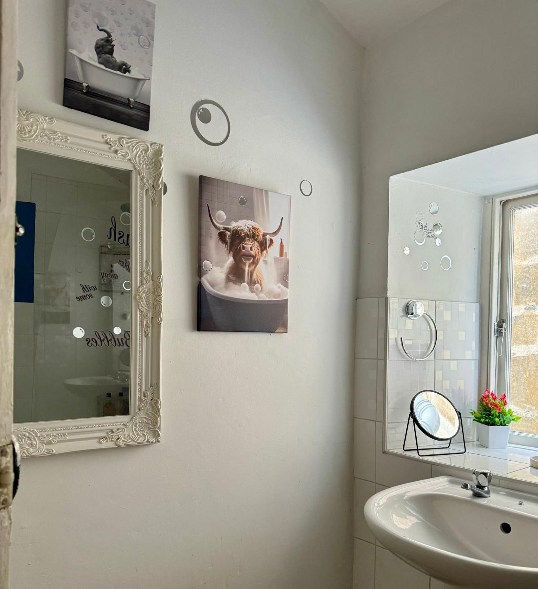 Beautiful Townhouse Next To Royal Victoria Park And Botanical Gardens Within Easy Walking Distance To Bath City Centre المظهر الخارجي الصورة