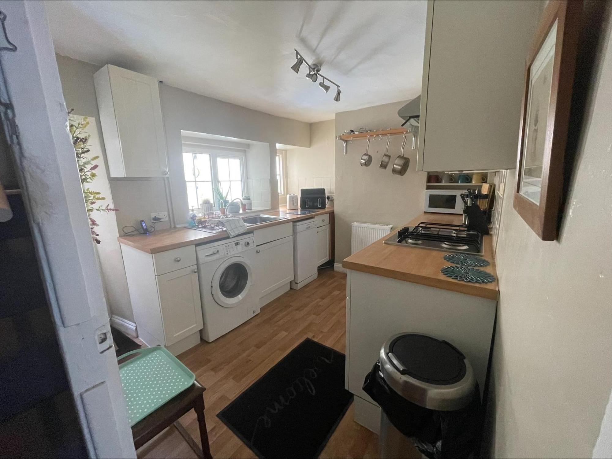 Beautiful Townhouse Next To Royal Victoria Park And Botanical Gardens Within Easy Walking Distance To Bath City Centre المظهر الخارجي الصورة